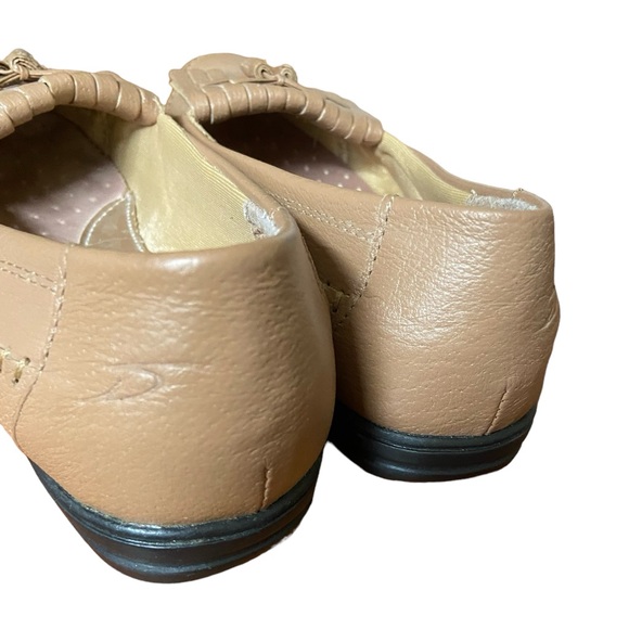 Dr Scholl’s Comfort Cushion Tan Slip on Fringe Tassel flat loafers Ladies 8M - Picture 5 of 6